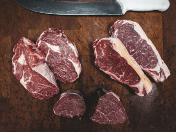 В магазинах ЛНР ожидается снижение цен на мясо