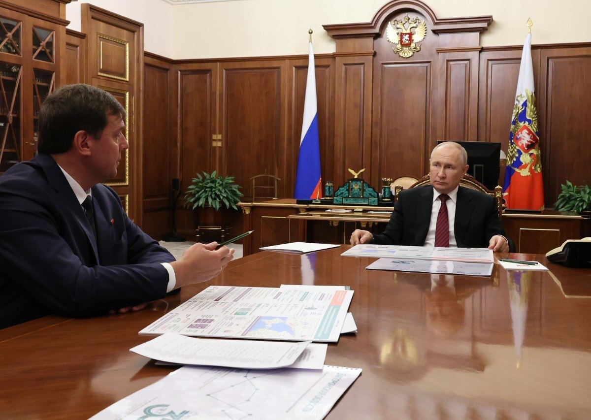 Путину представили десятилетнюю программу развития Запорожской области