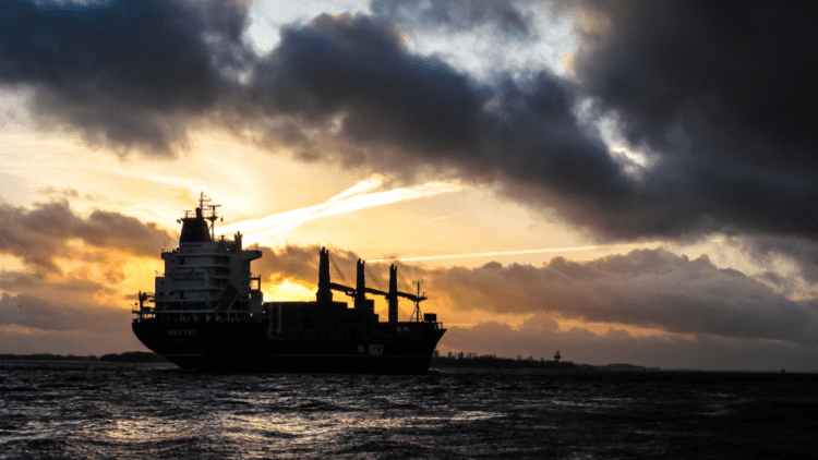 Северный морской путь может стать конкурентом для Суэцкого канала